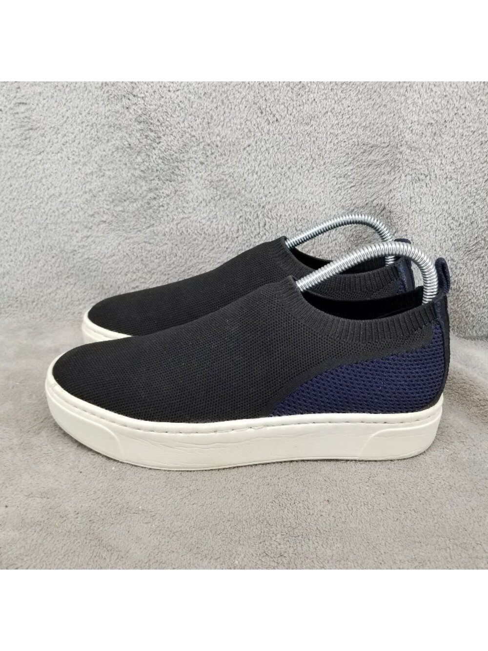 Naked Feet Shoes Womens Size 8 Adapt Black Blue Knit Slip On Sneakers *Read*